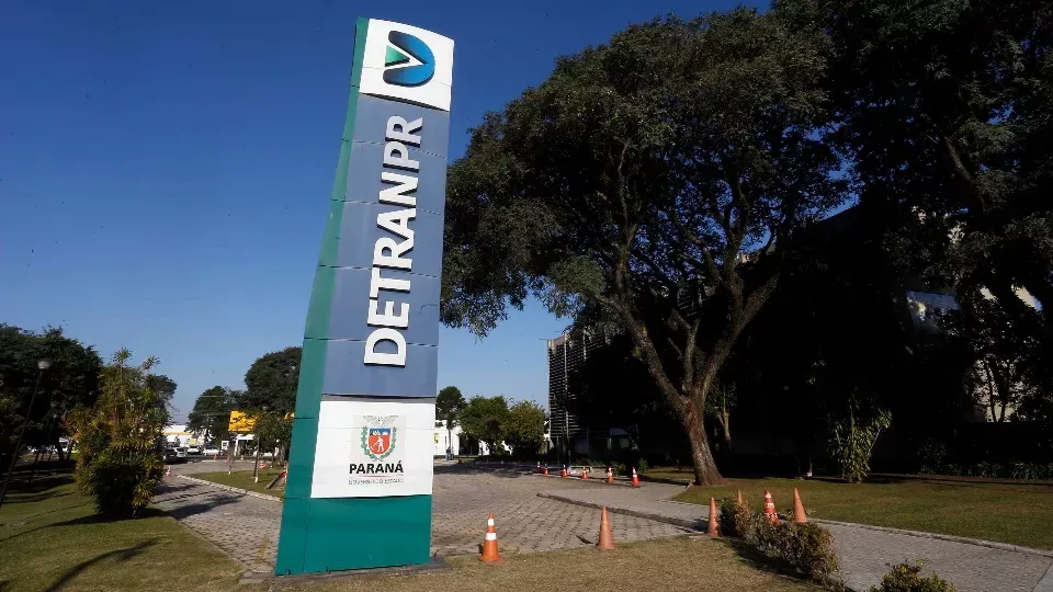 Atenção : Detran-PR alerta sobre golpe de falsos leilões de veículos