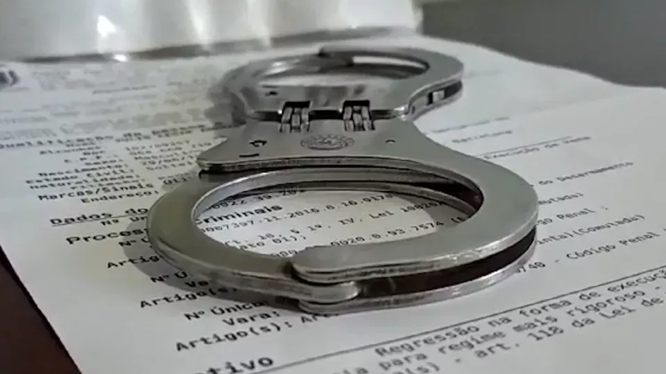 Na Cadeia : Homem com mandado de prisão em aberto é preso em Toledo