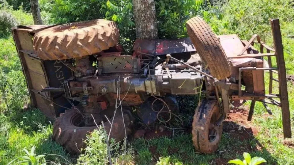 Fatalidade : Homem morre esmagado por trator no interior de Guaraniaçu
