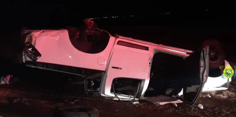 Tragédia na PR-445 : jovem de 18 anos morre e quatro ficam feridos em capotamento próximo a Londrina