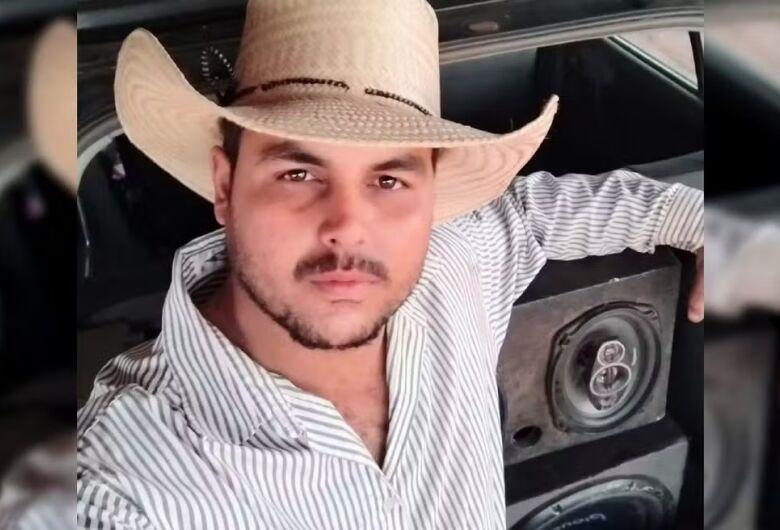 Emboscada : Jovem é morto a tiros por cunhado após briga por dívida