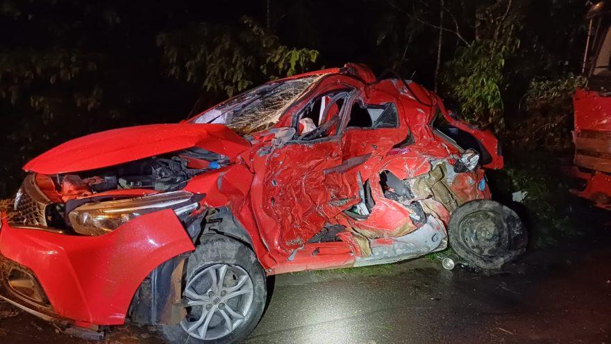 Fatal: Motorista Morre na Ambulância Após Ser Retirada de Carro Destruído em Acidente na BR-116