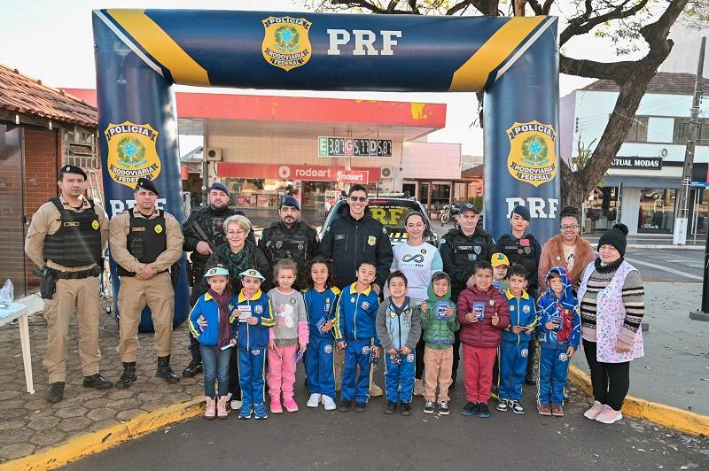 Guaíra PR: Educar PRF realiza primeira Blitz Educativa em Guaíra com alunos do Infantil
