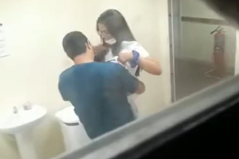 Inusitado! Vídeo flagra médico e estagiária em momento íntimo durante expediente na UPA