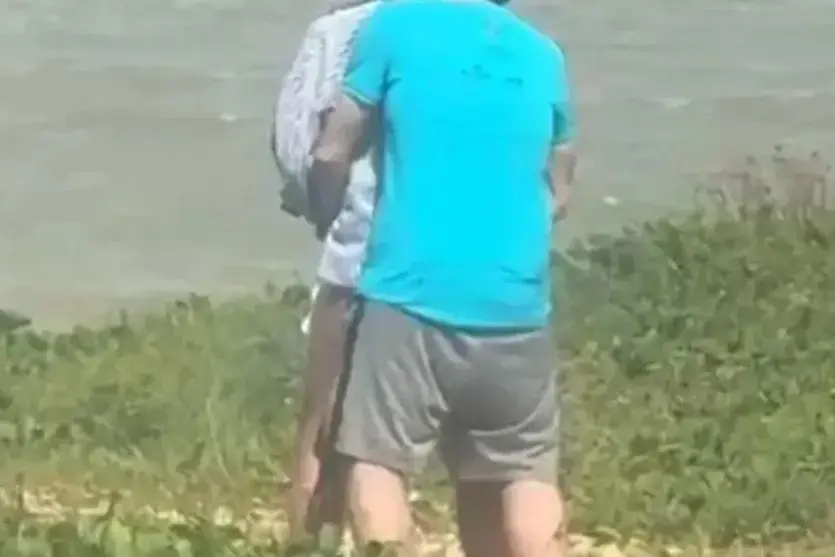 Investigação: Casal é flagrado fazendo sexo na praia e é autuado por ato obsceno