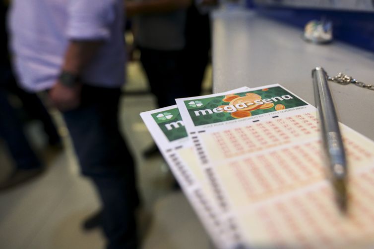 Mega-Sena não tem ganhador e prêmio acumula em R$ 95 milhões