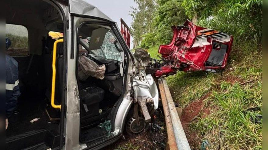 Acidente grave mobilizou equipes de resgate e interditou a rodovia; vítimas foram encaminhadas para hospitais da região