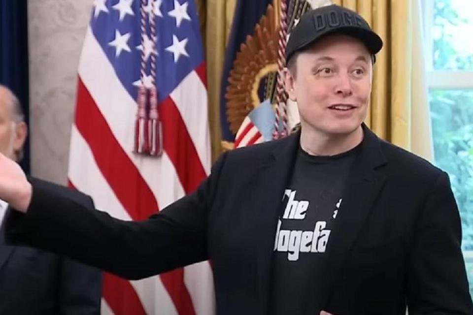 Elon Musk diz que prisão de Moraes “está a caminho” após citar caso envolvendo Banco Master