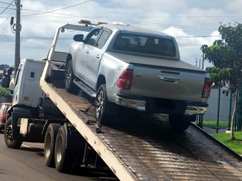 Hilux furtada é recuperada em Guaíra; dois suspeitos são presos