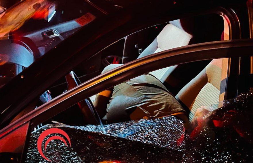 Discussão no trânsito termina com homem morto a tiros dentro de carro