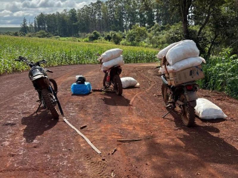 Polícia apreende três motos com agrotóxicos e anabolizantes ilegais em Guaíra
