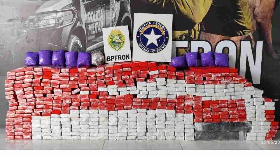 Operação: BPFRON encontra quase 400 quilos de maconha escondidos em fundo falso de carro no Paraná