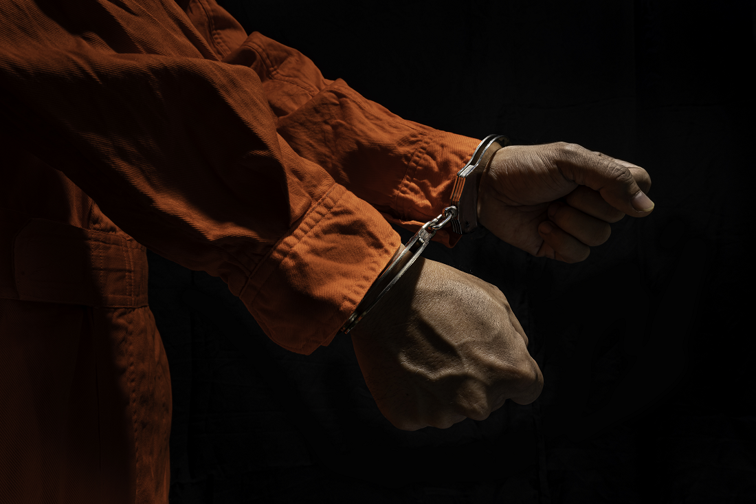 Condenados: Pai e madrasta são condenados a mais de 600 anos de prisão no Paraná por exploração sexual de adolescentes