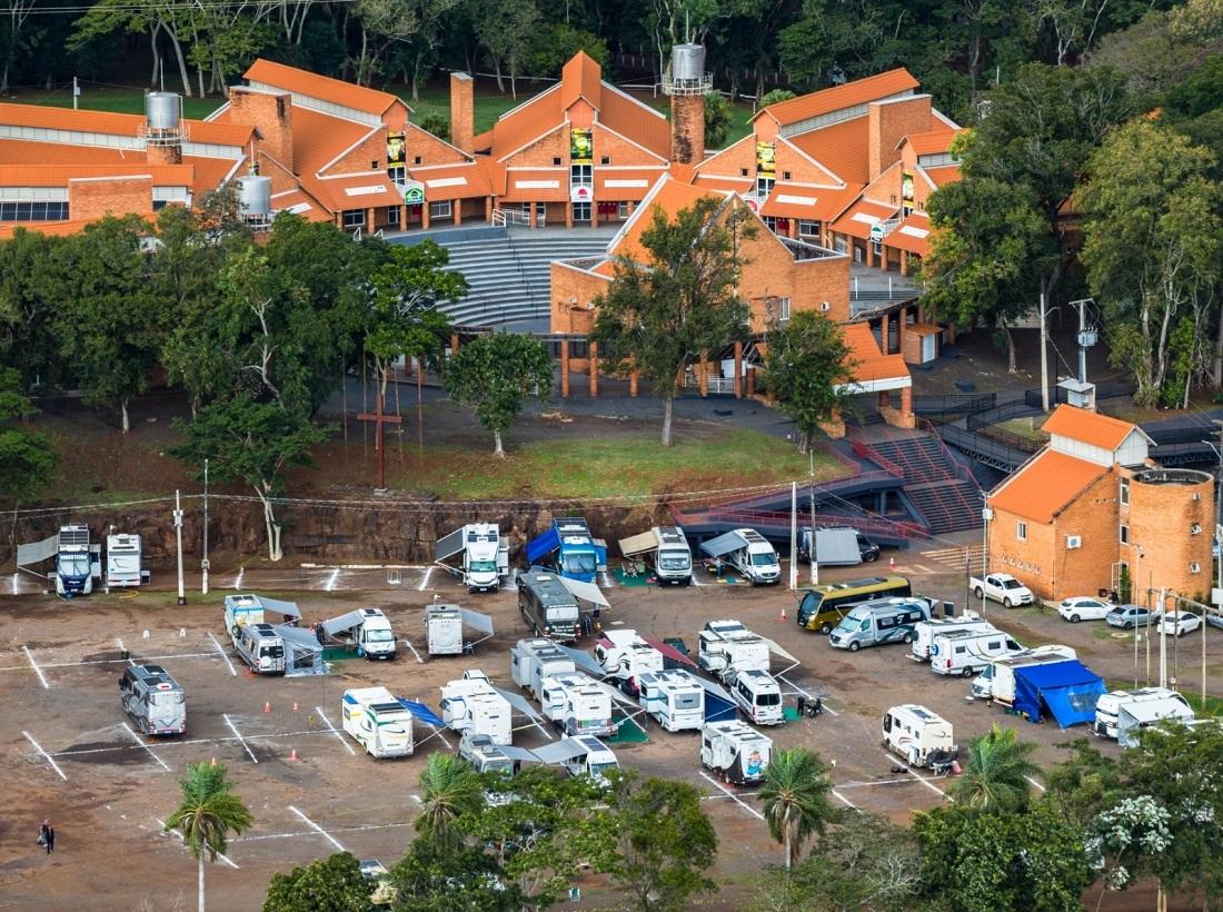 Guaíra: Mais de 500 consumidores temporários chegam a Guaíra e aquecem o comércio local