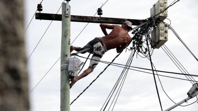 Prejuízo: Onda de Furtos de Fios Gera Revolta e Insegurança em Bairros de Guaíra