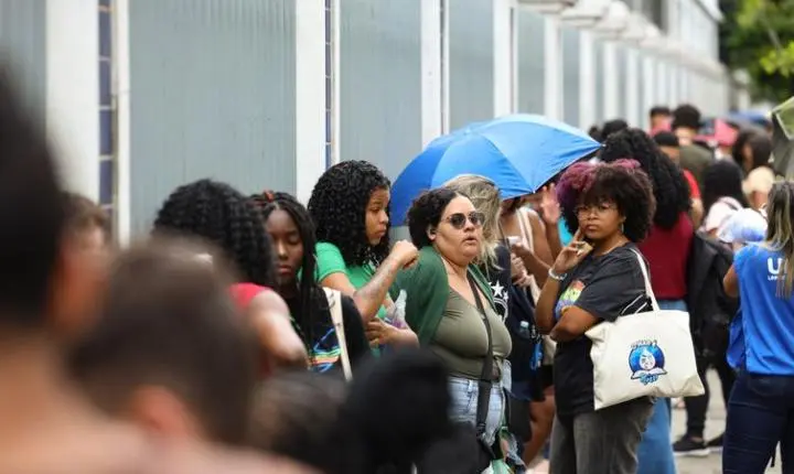 Enem 2025: Candidatos fazem provas do segundo dia até 18h30