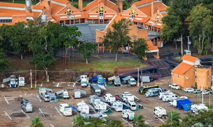 Guaíra: Mais de 500 consumidores temporários chegam a Guaíra e aquecem o comércio local