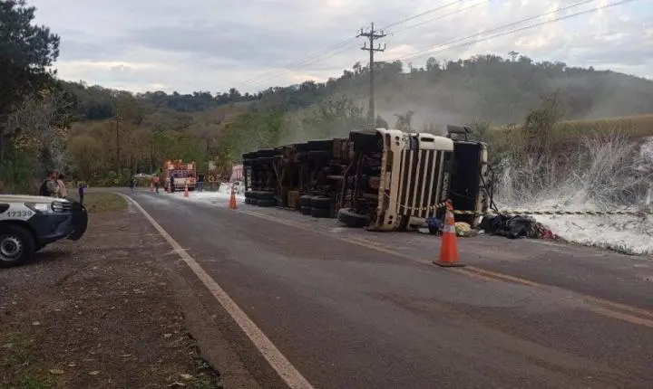 Guaíra PR: Motorista de caminhão de Guaíra morre em grave acidente na PR-484