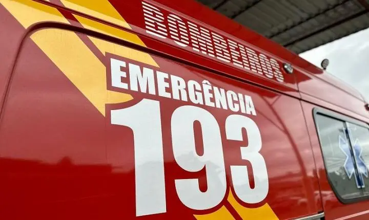 Motociclista morre após colidir contra árvore em Guaíra