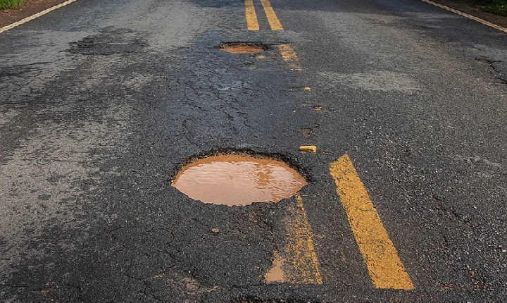 Motoristas devem redobrar atenção ao trafegar entre a UPA e o trevo de Marechal, em Guaíra na BR-163