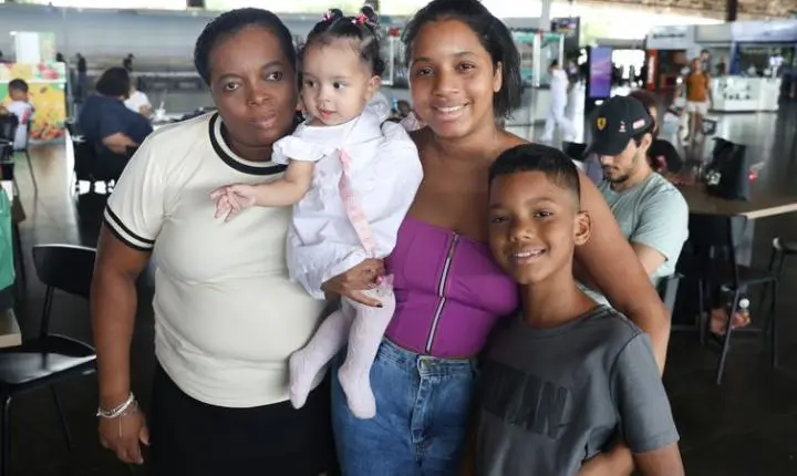 Mulheres veem no Natal a data para deixar a saudade e unir a família