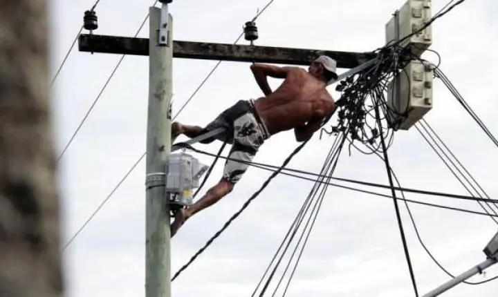 Prejuízo: Onda de Furtos de Fios Gera Revolta e Insegurança em Bairros de Guaíra