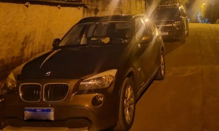 Recuperada: Guarda Municipal recupera BMW roubada e surpreende criminosos em Guaíra